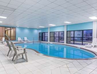 Hotel Baymont By Wyndham Kokomo
